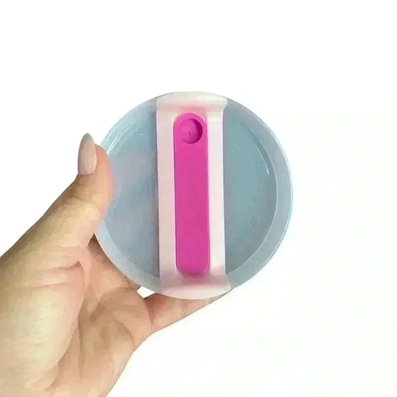 Pink Lily “Howdy” Western Boots 40 oz tumbler - Picture 4 of 7